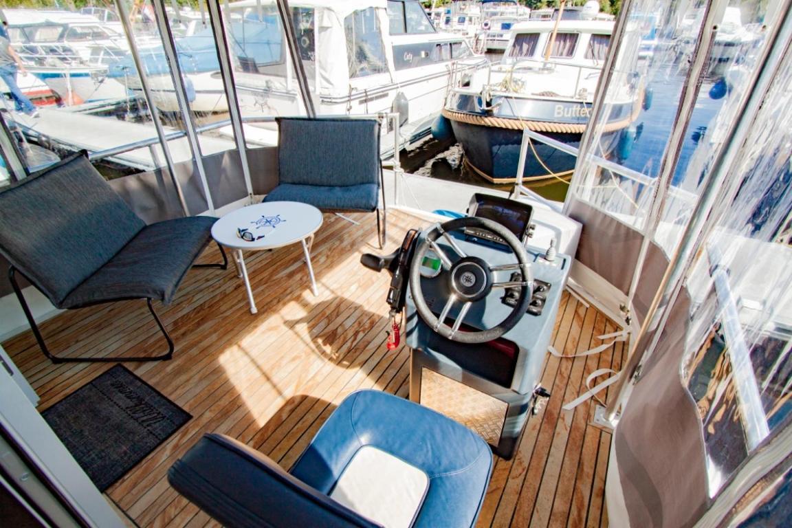ホテル Hausboot ヘニッヒスドルフ エクステリア 写真